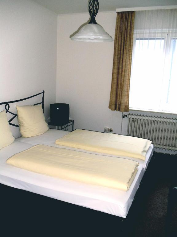Hotel Zum Pfalzgrafen Heidelberg Zimmer foto