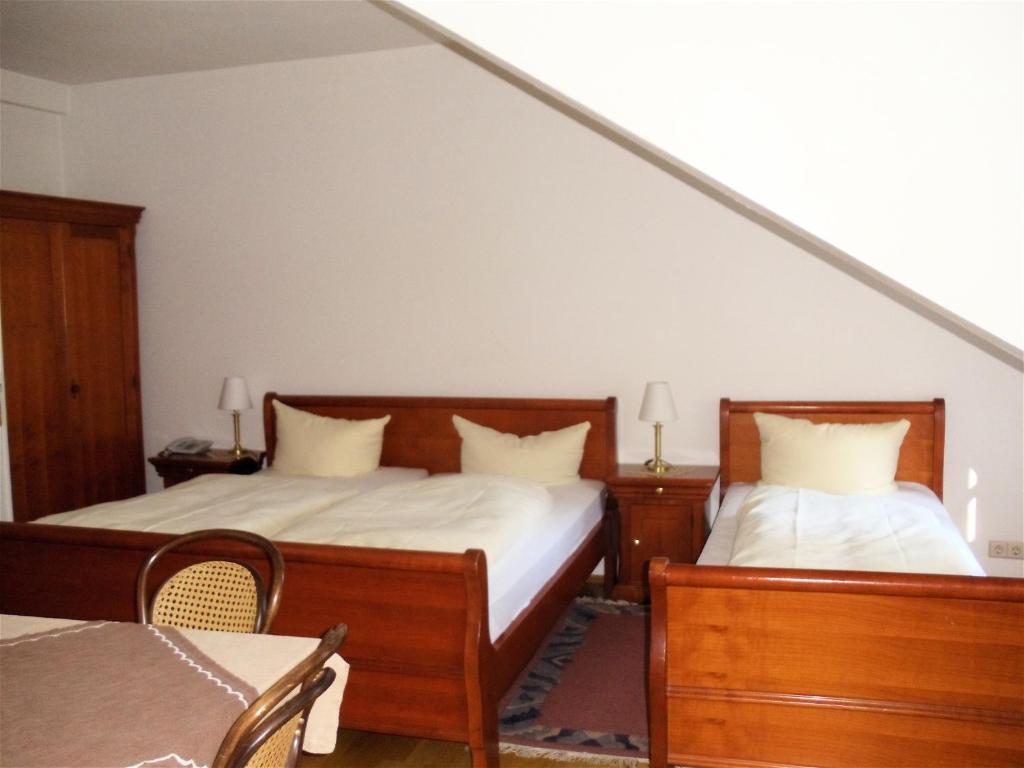Hotel Zum Pfalzgrafen Heidelberg Zimmer foto